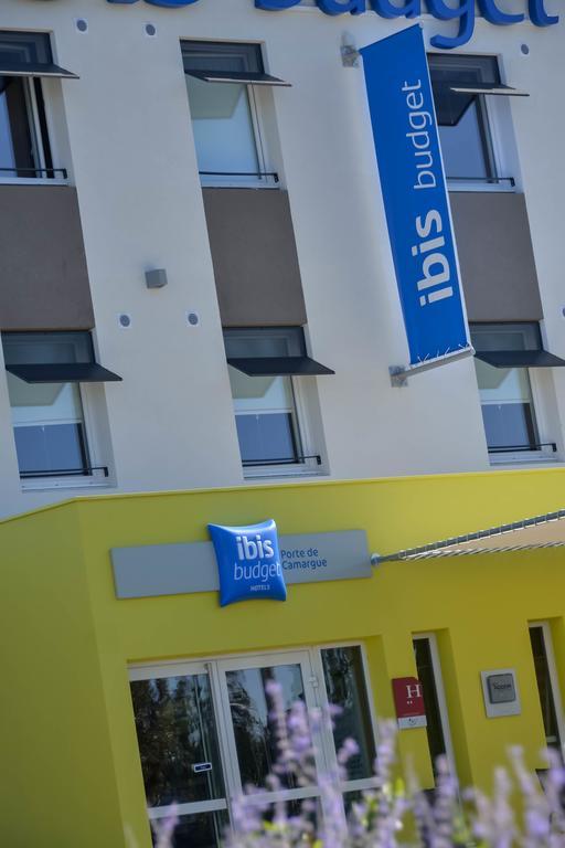Ibis Budget Porte De Camargue Saint-Martin-de-Crau Bagian luar foto